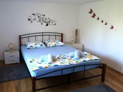 Appartement Dvorska *