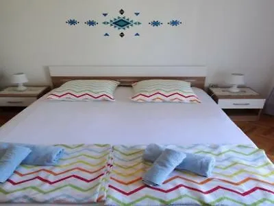 Dvorska * Crikvenica