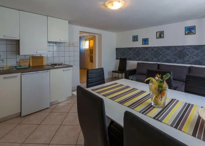 Dvorska Appartamento Crikvenica